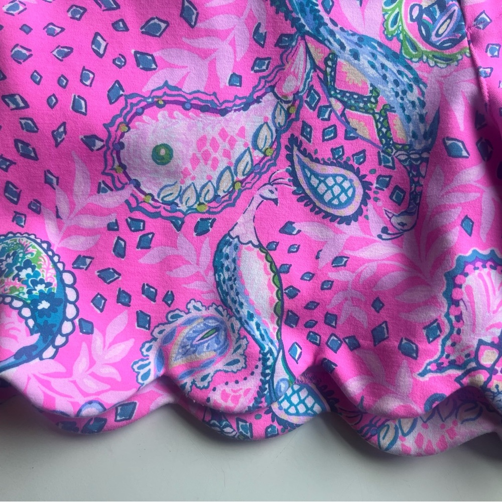 Lilly Pulitzer Buttercup Flamingo Scalloped Shorts - Picture 4 of 8